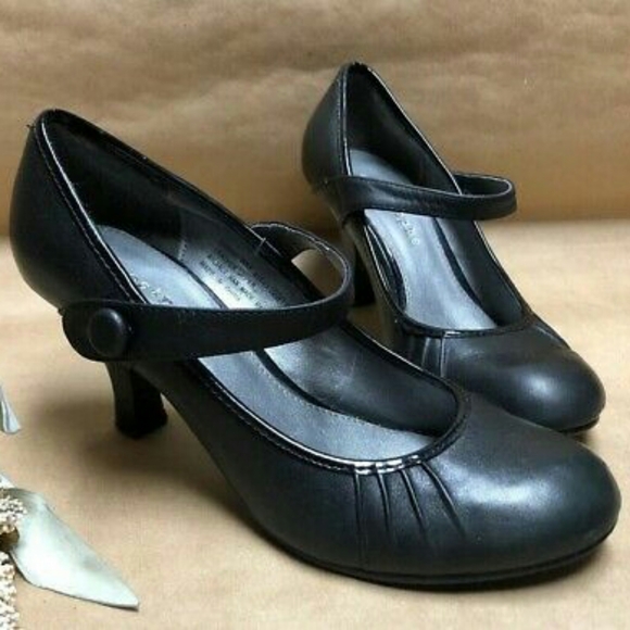 ISO of size 10 - Picture 3 of 4